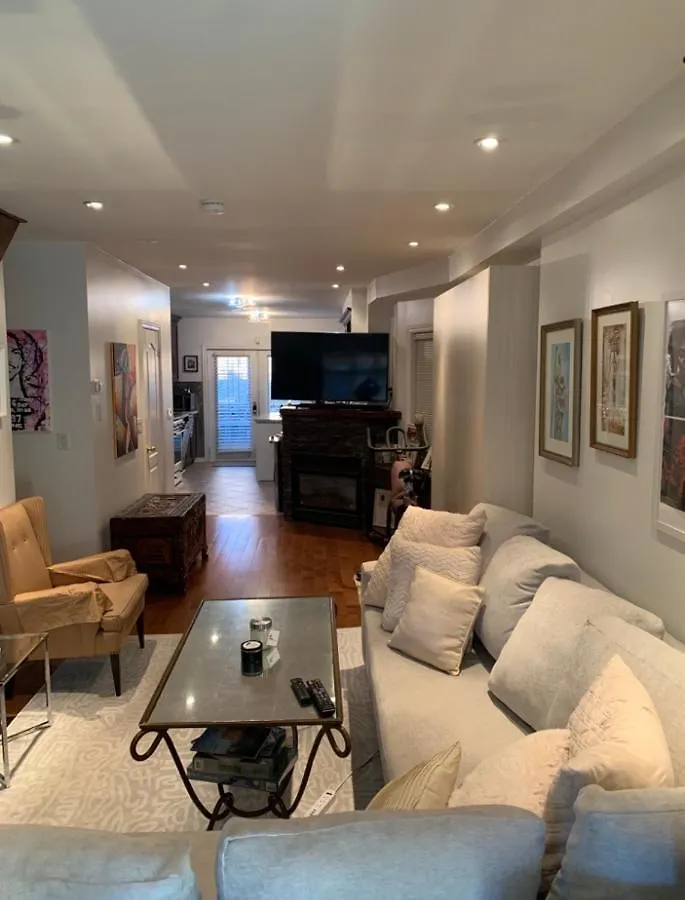 Comfortable Cozy And Convenient Rooms For Rent Toronto Apartment